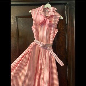 Adorable pink and white unique vintage dress